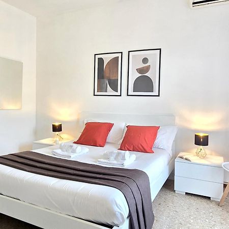 Romeway Apartment - Metro & Parking Exterior foto